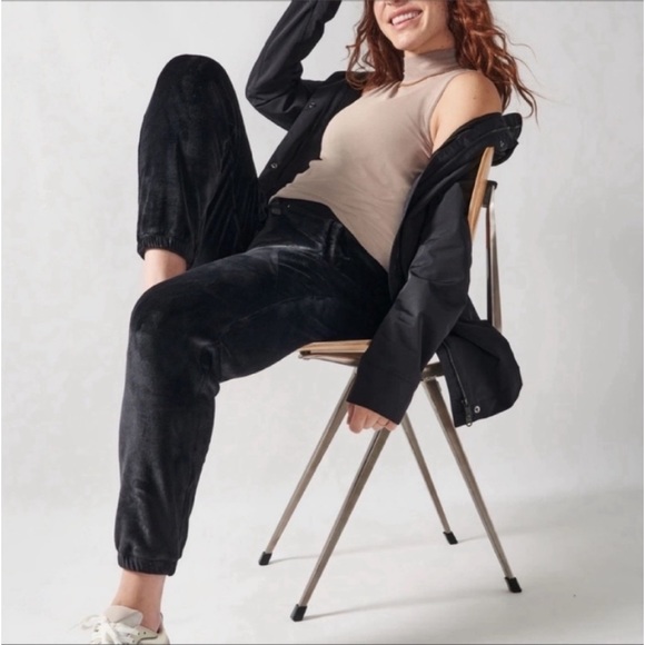 Athleta Recover Cozy Jogger Pant Size M